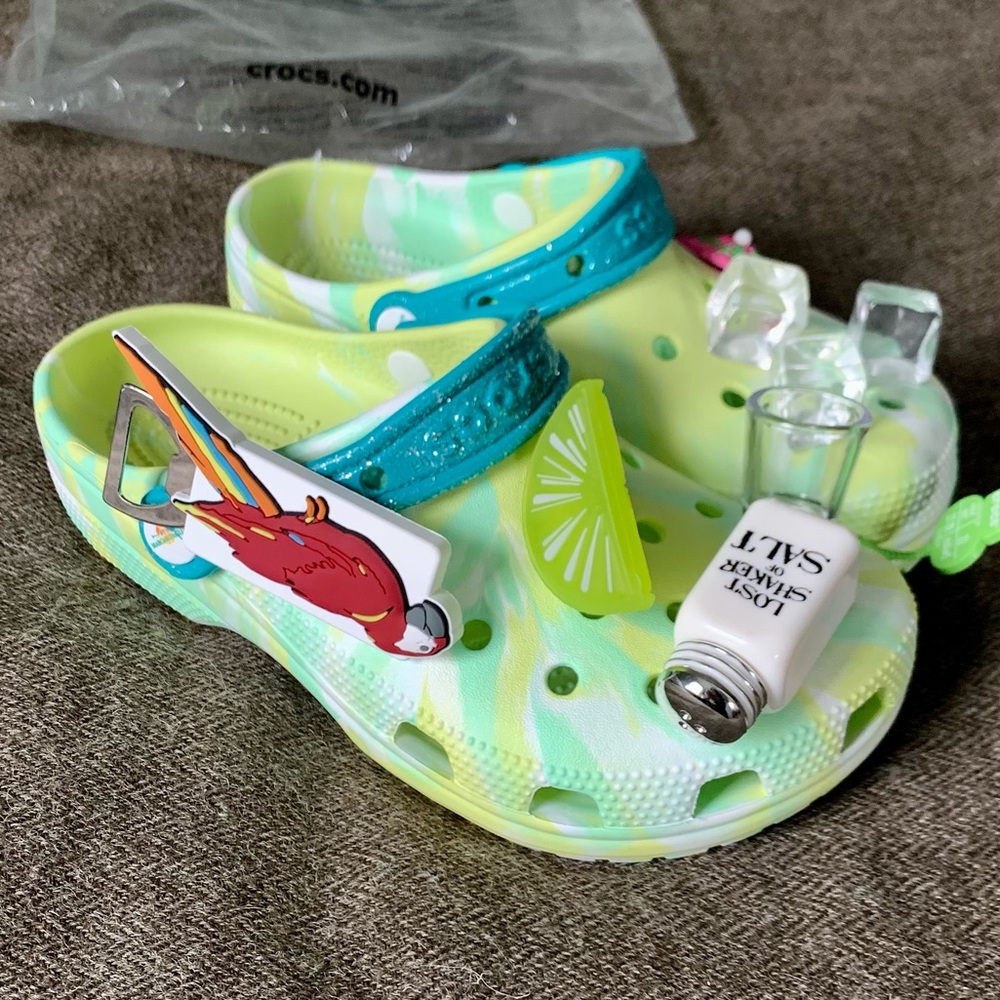 Crocs Margaritaville - Picture 3 of 15